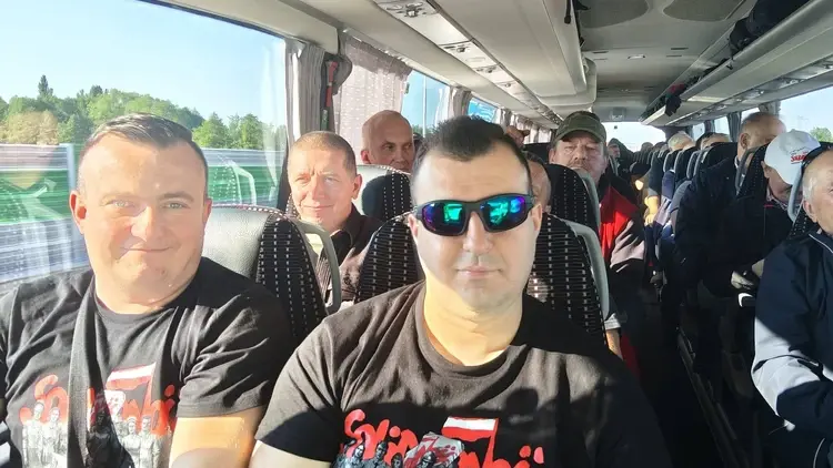 Solidarność jedzie na protest