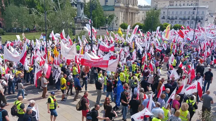 Była cała Polska! Naród znów zjednoczony pod sztandarami Solidarności!