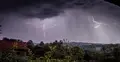Wyładowania atmosferyczne w czasie burzy