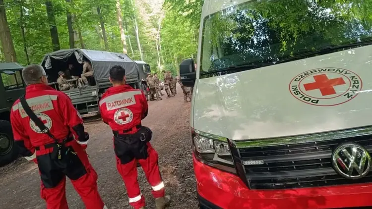 służby od wczoraj przeczesywały las wolski koło krakowa