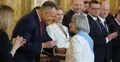 Prezydent Karol Nawrocki wręcza Ordery Orła Białego