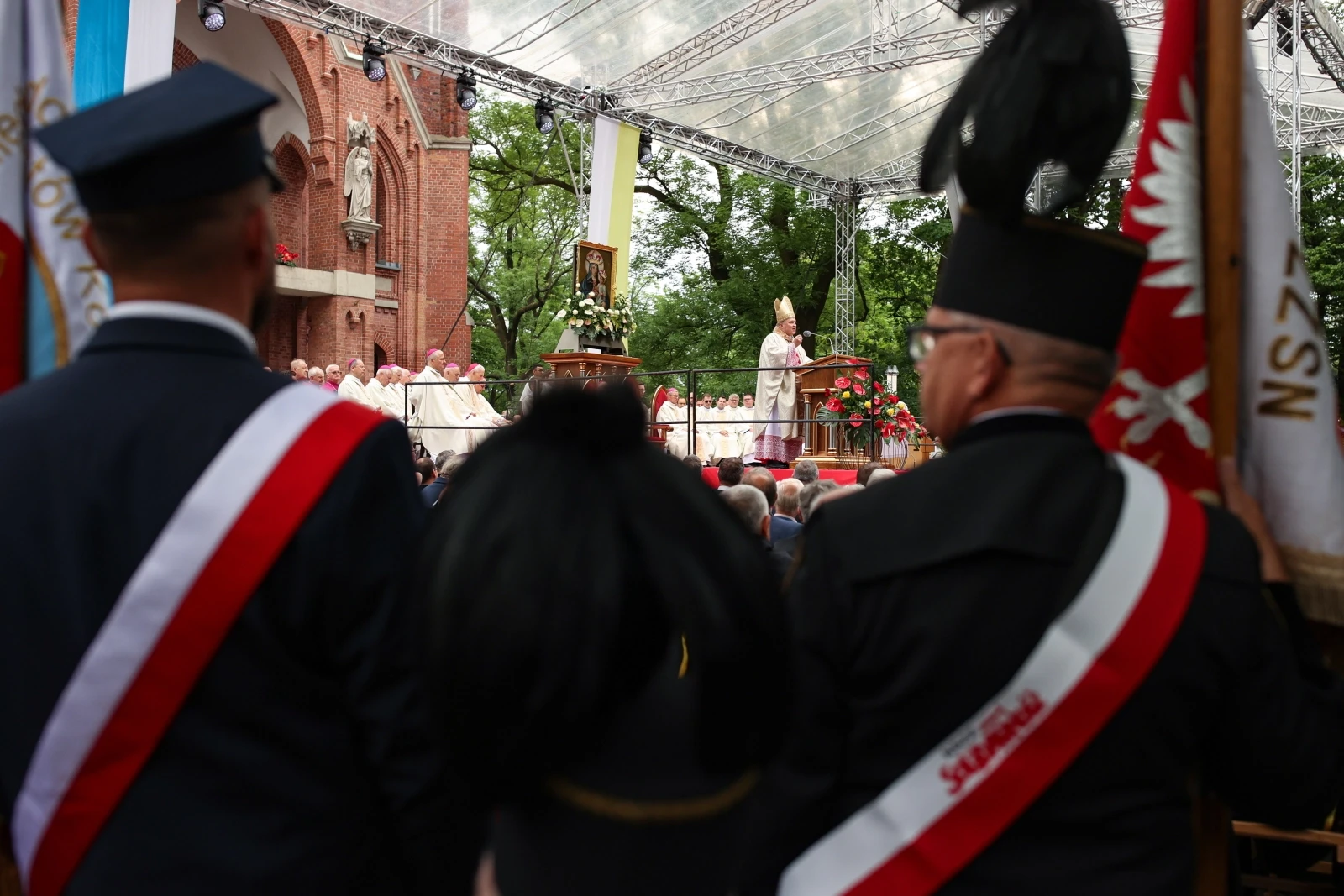 Pielgrzymka Mężczyzn i Młodzieńców do Piekar Śląskich