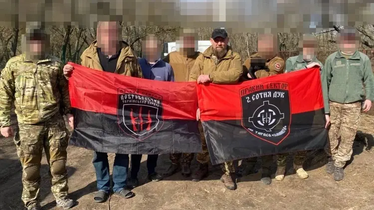 Zbanderyzowani Ukraińcy hołdują mordercom z UPA