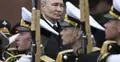 Prezydent Rosji Władimir Putin odbiera paradę wojskową
