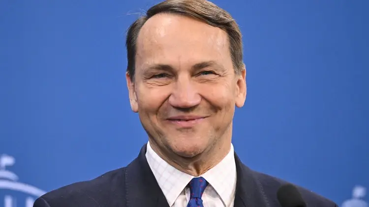 Radosław Sikorski uderzył w Karola Nawrockiego na platformie X
