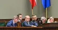 Donald Tusk z członkami rządu w sejmie