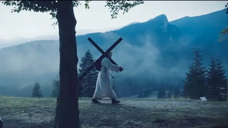 Swój własny krzyż. Recenzja filmu "Posłani"