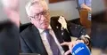 Jacek Jaśkowiak obrzucony tortem