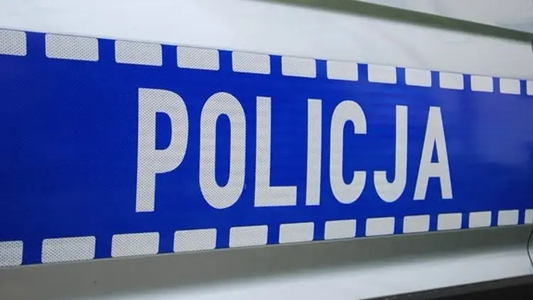 policja napis na radiowozie