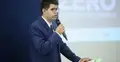 Prezes NIL Łukasz Jankowski przemawia do mikrofonu