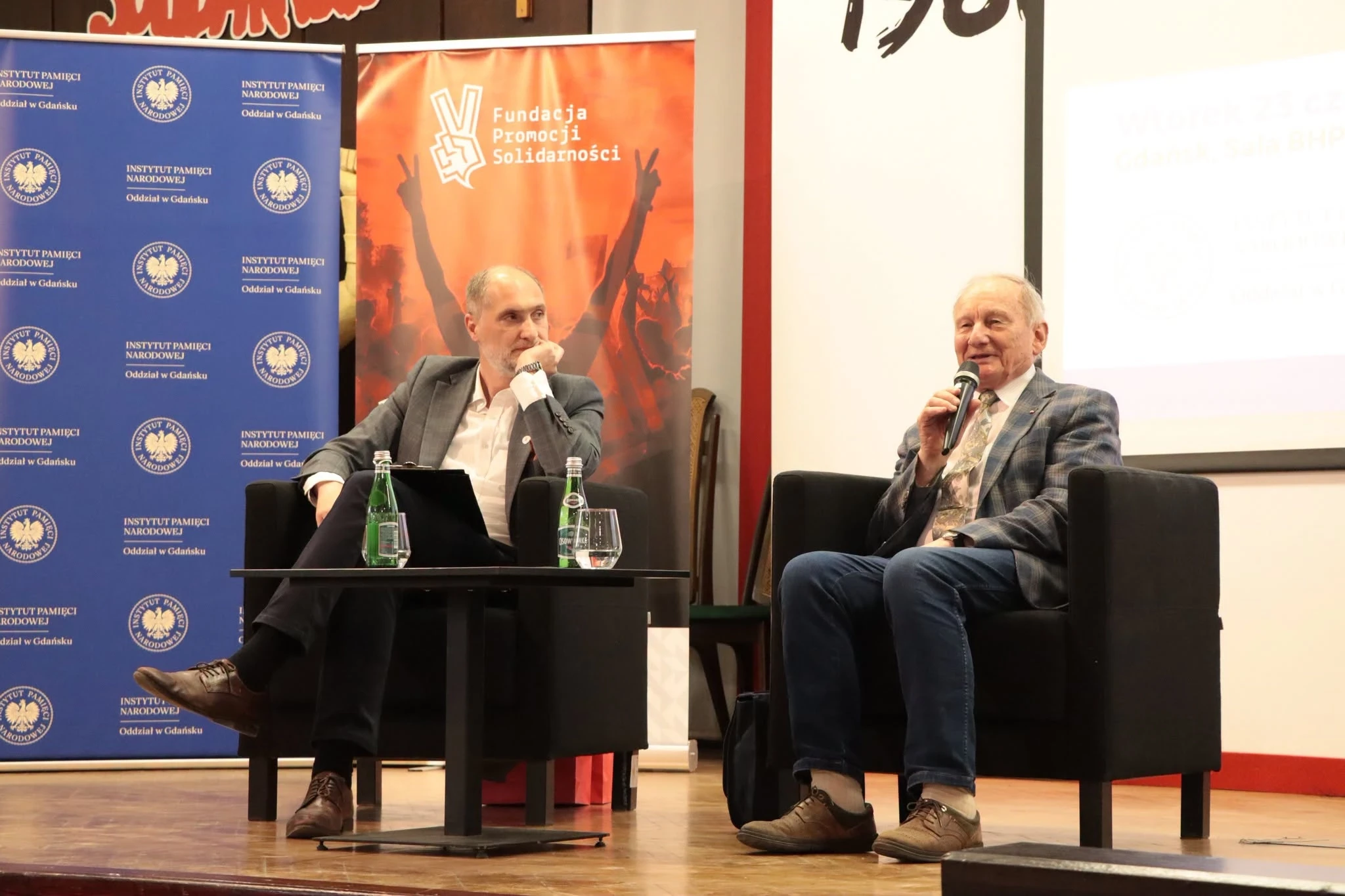 debata1