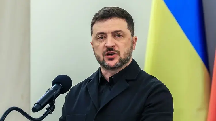 Wołodymyr Zełenski przemawia