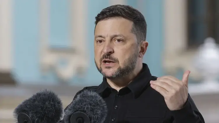 Wołodymyr Zełenski przemawia