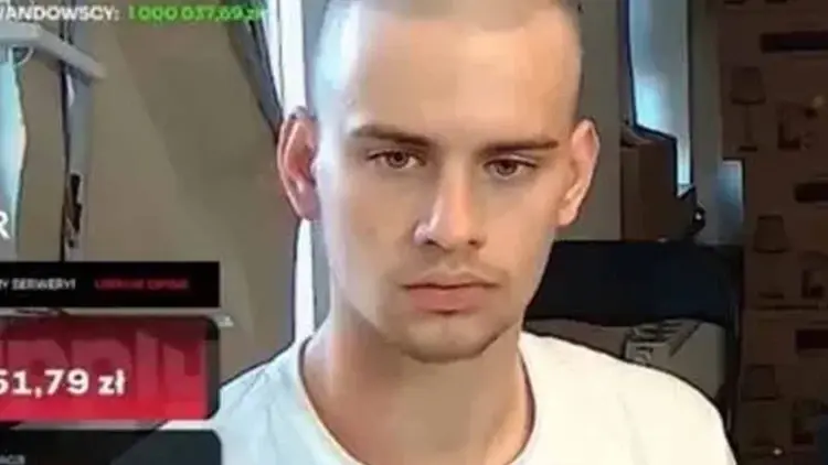 Piotr Artur Hancke znany jako "Łatwogang"