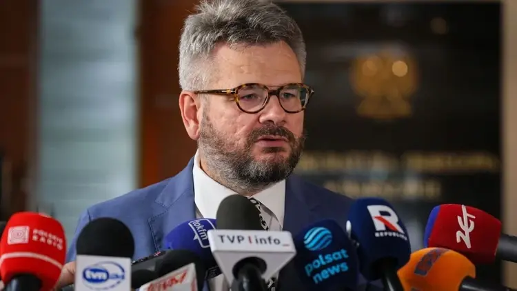 Piotr Skiba na konferencji prasowej