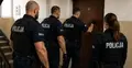 Policjanci w bloku