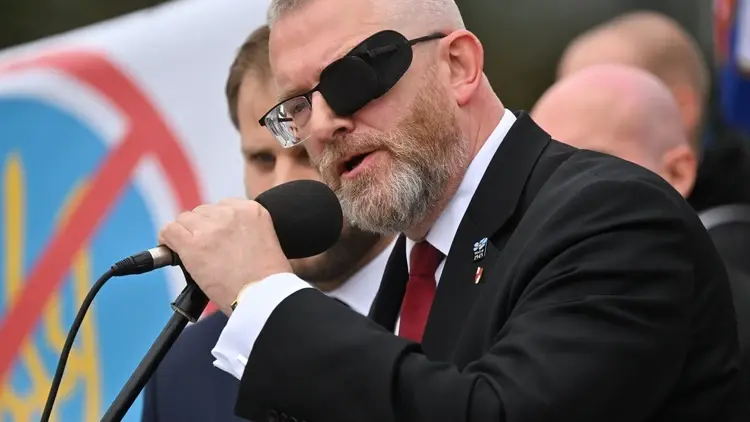 Prezes Konfederacji Korony Polskiej, europoseł Grzegorz Braun