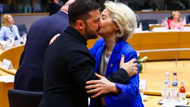 Wołodymr Zełensky, Ursula von der Leyen powitanie w PE