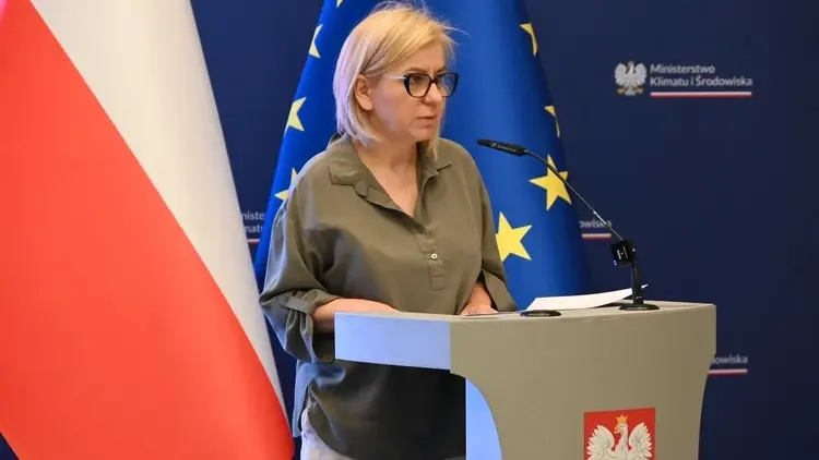 Paulina Hennig-Kloska podczas konferencji prasowej