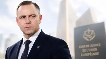 Karol Nawrocki. TSUE. Ilustracja wygenerowana przy użyciu narzędzia AI. Nie przedstawia rzeczywistego wydarzenia ani autentycznego dokumentu TSUE. Opracowanie redakcyjne