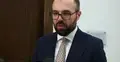 Poseł PiS Krzysztof Szczucki rozmawia z mediami w Sejmie