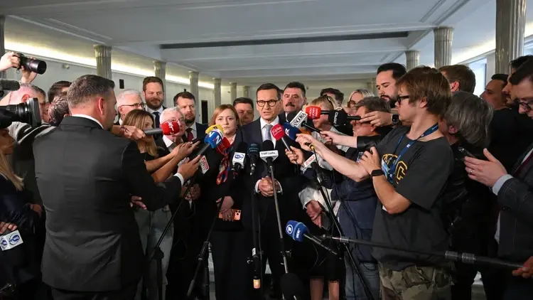 Mateusz Morawiecki z grupą posłów ze Stowarzyszenia Rozwój Plus