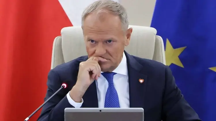 Donald Tusk na posiedzeniu rządu