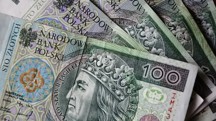 banknoty stuzłotowe
