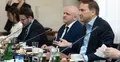 Minister spraw zagranicznych Radosław Sikorski i poseł Paweł Kowal