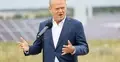 Donald Tusk na farmie w Kleczewie