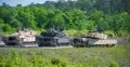 Czołgi M1 Abrams na poligonie