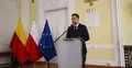 Rafał Trzaskowski w ratuszu przemawia