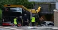 Autobus w Miejscu wypadku w rejonie Ronda Zesłańców Syberyjskich w Warszawie