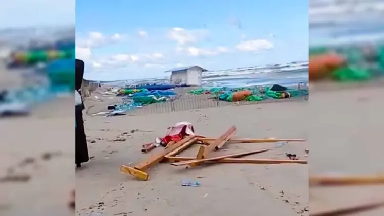 Plaża w Krynicy Morskiej po sztormie