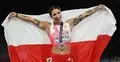 Ewa Swoboda cieszy się ze srebrnego medalu po finałowym biegu na 100 m