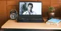 laptop z lekarzem na ekranie