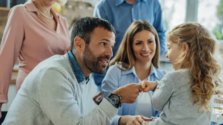 ojciec i matka z dzieckiem