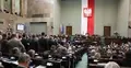 Posłowie obecni na sali posiedzeń w Sejmie RP
