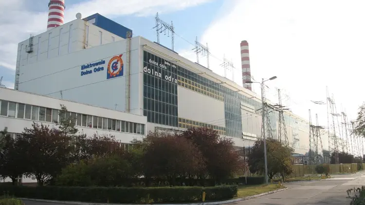 Elektrownia Dolna Odra maszynownia z zewnątrz