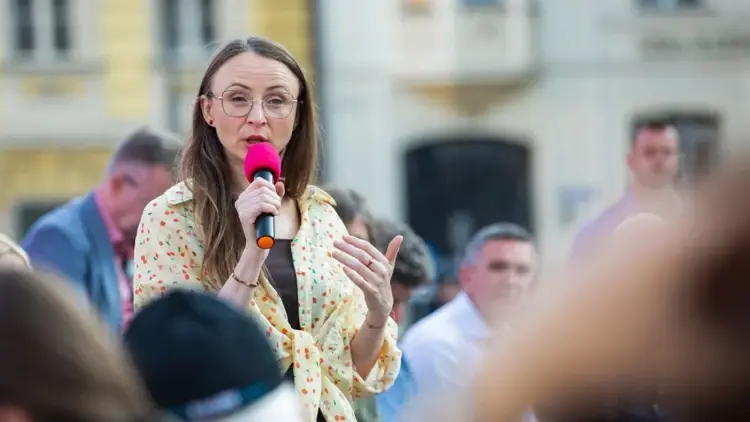 Agnieszka Dziemianowicz-Bąk we wrocławiu