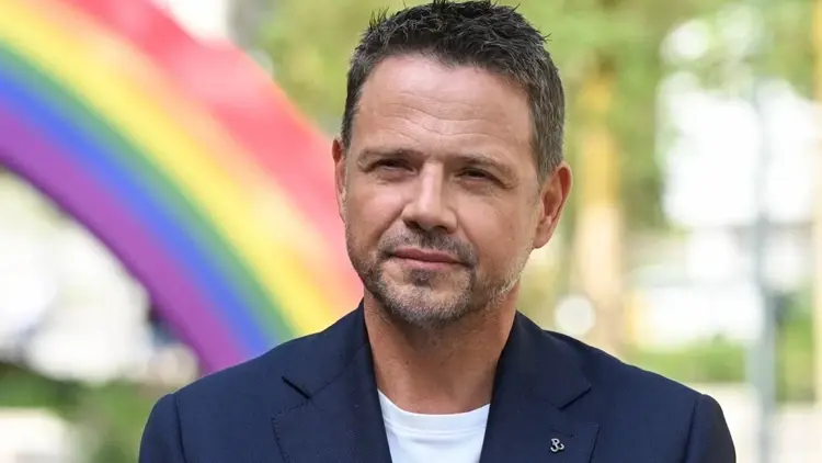 Rafał Trzaskowski na otwarciu tęczy