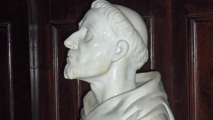 popiersie założyciela dominikanów