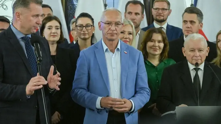 sławomir skwarek wraz z posłami PiS