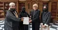 Arcybiskup Canterbury wręcza Muhammadowi Tahirowi Mehmoodowi Ashrafiemu nagrodę