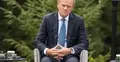 Donald Tusk siedzi