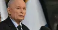 Jarosław Kaczyński przemawia do mikrofonu