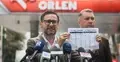 Daniel Obajtek i Przemysław Czarnek na stacji Orlen