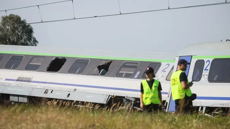 pociąg w sokolnikach suchych