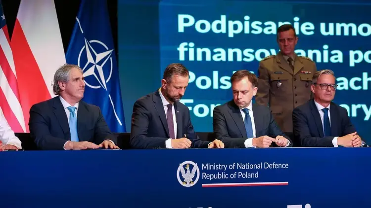 Podpisanie umowy w ramach programu Foreign Military Financing